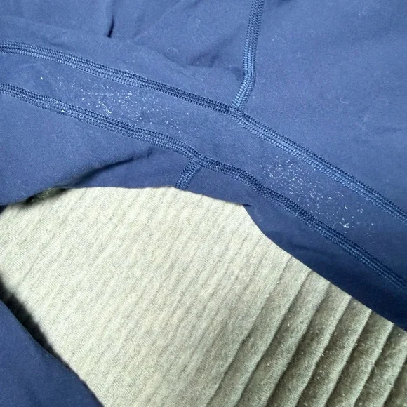 lululemon athletica Navy Align pants - Picture 5 of 5